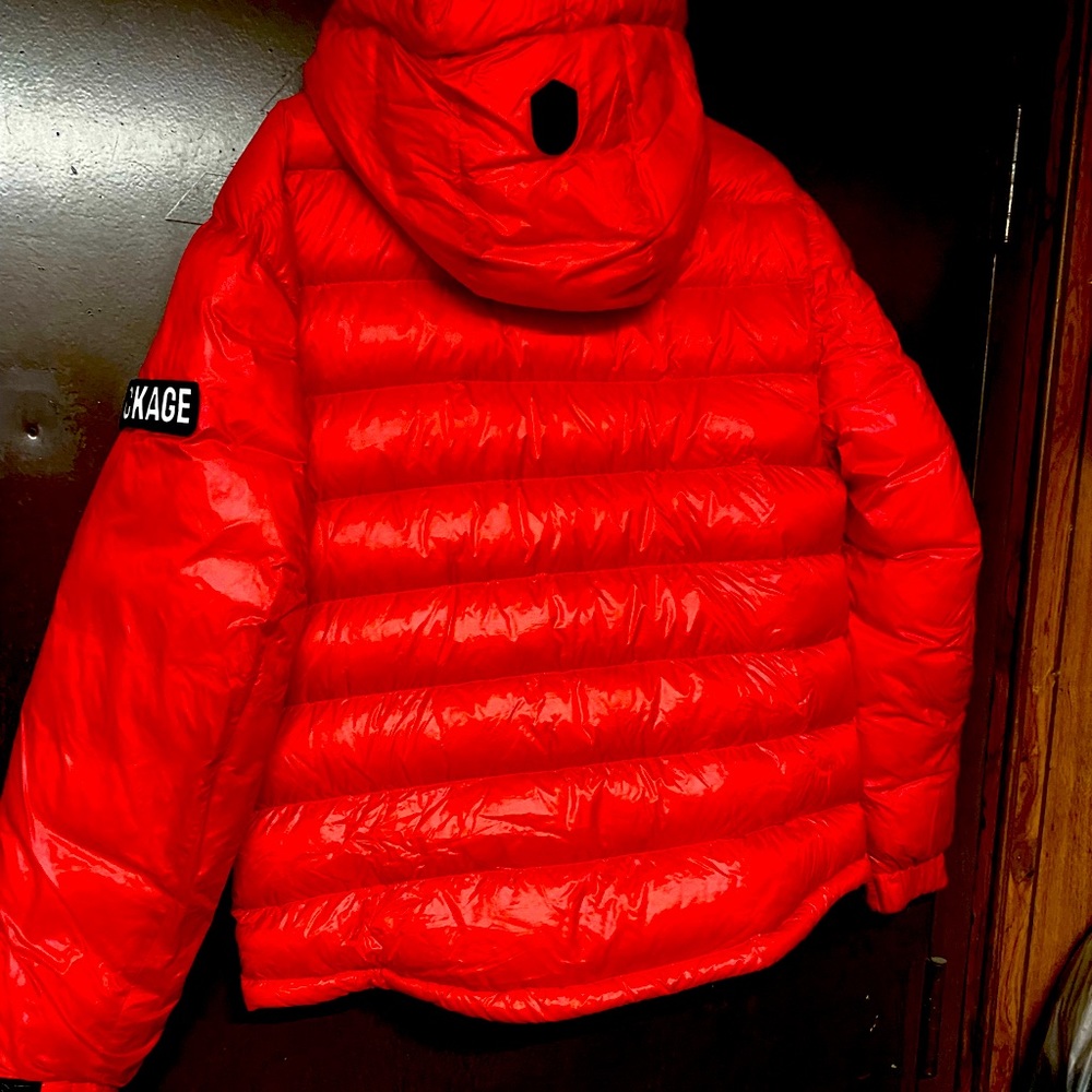 Mackage puffer jacket, for a great prize below original price. Size 40